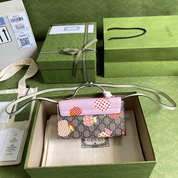  Handbag  Gucci  652683   size  18*10*5  cm