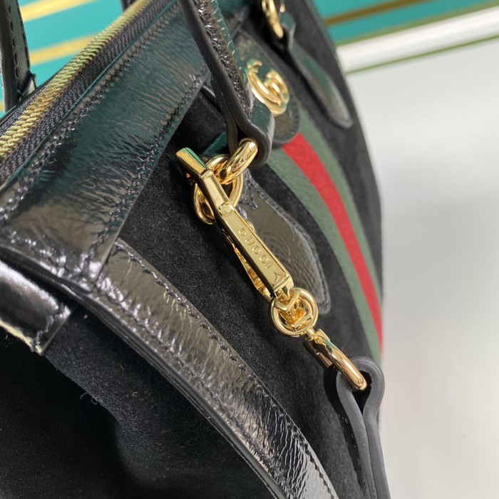  Handbag   Gucci    547551   size   24*20*10  cm 