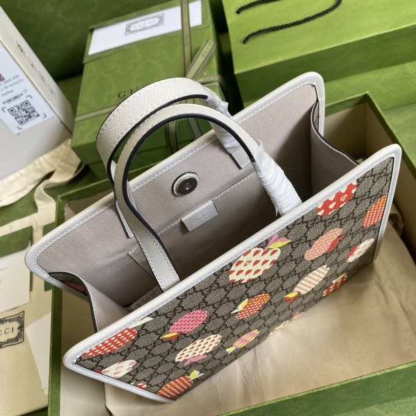  Handbag    Gucci   605614   size   28*26.5*9  cm