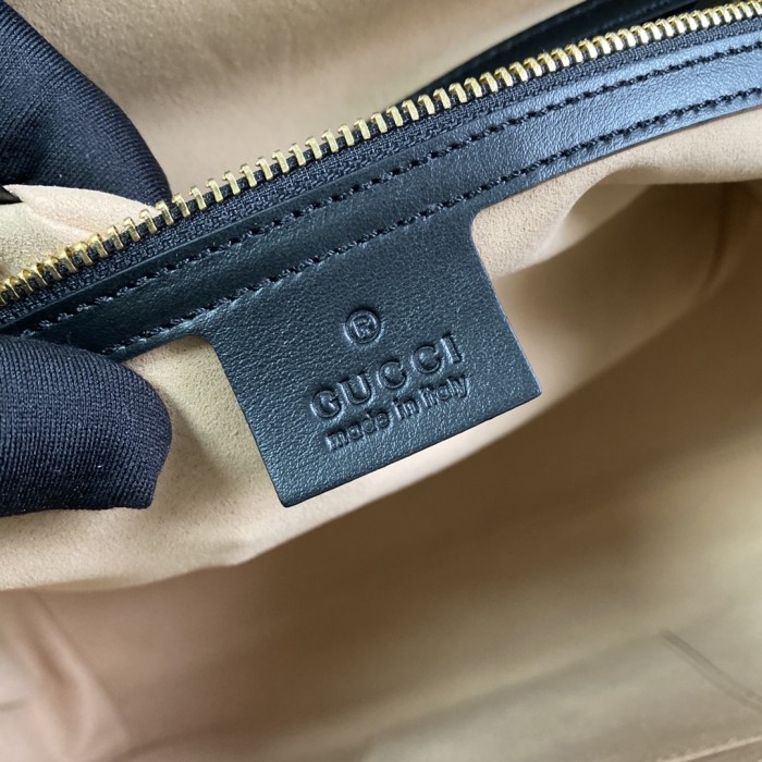  Handbag  Gucci   524537  size  33*24.5*17.5   cm