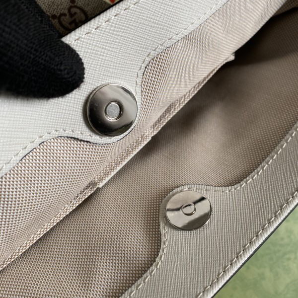  Handbag   Gucci   410812  size  21*20*10  cm