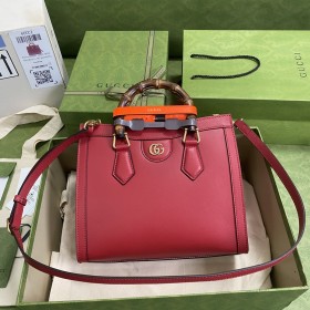  Handbag  Gucci  660195  size  27*24*11  cm
