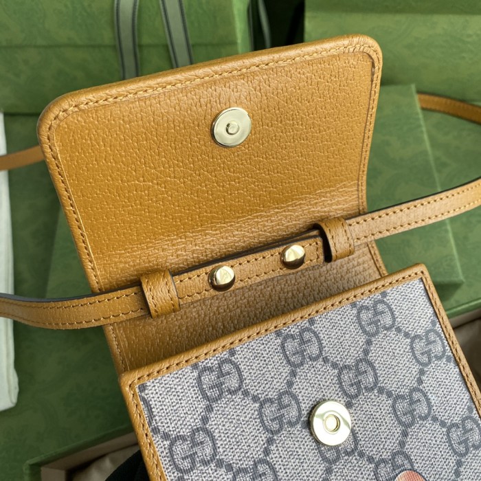  Handbag   Gucci  660161  size  11.5*18*3.5  cm