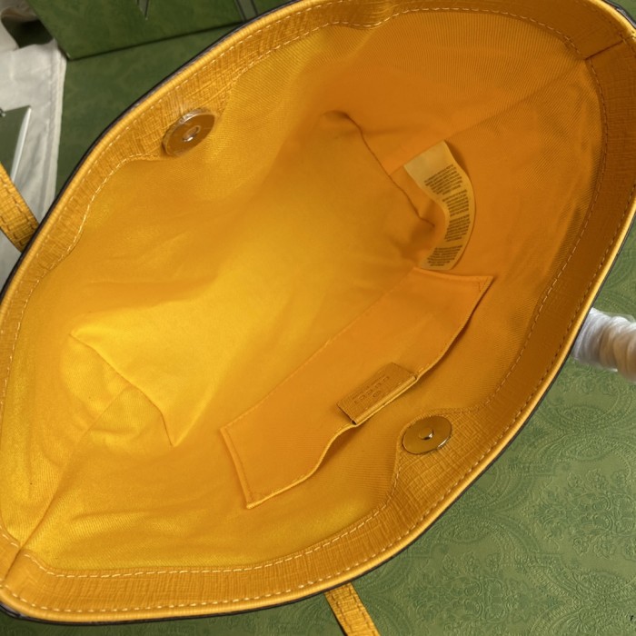  Handbag   Gucci  410812  size 21*20*10  cm