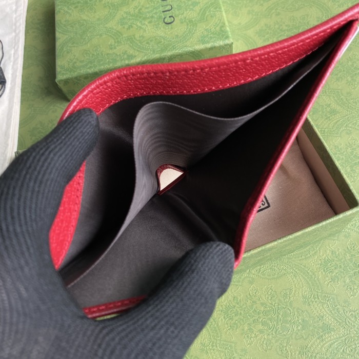  Handbag   Gucci  647802  size   11*9  cm