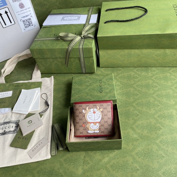  Handbag   Gucci    654498   size  11*9  cm