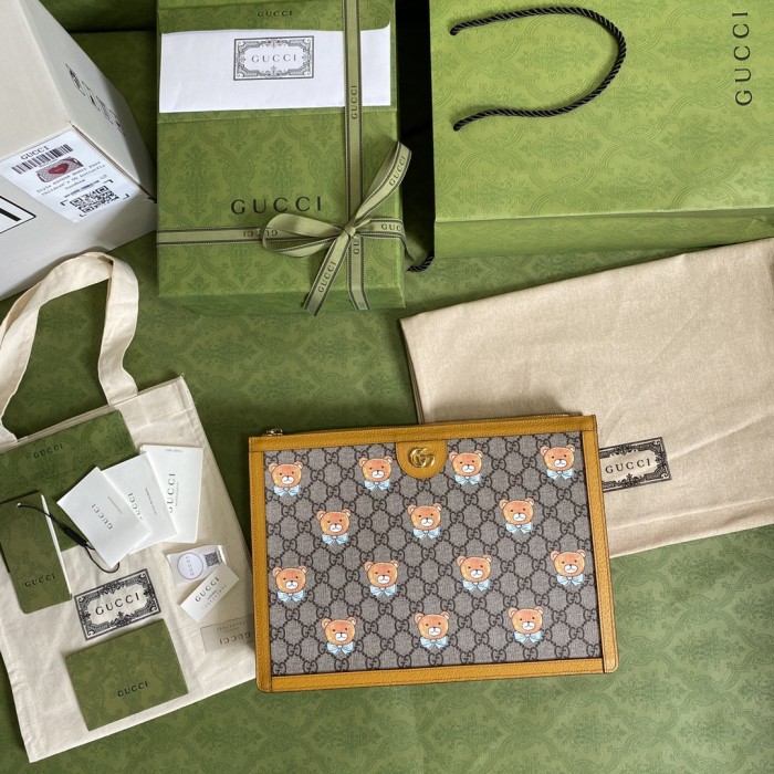  Handbag   Gucci  660529   size  34*24*4  cm