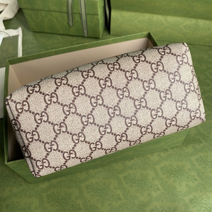 Handbag   Gucci  410812  size  21*20*10  cm