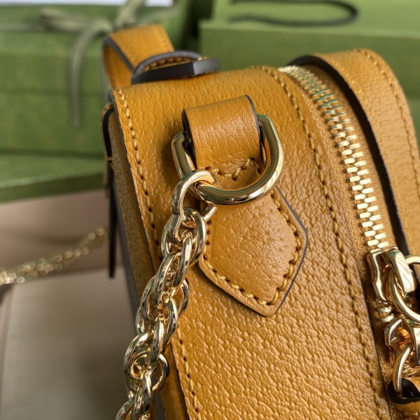 Handbag   Gucci   602576  size  18.5*15*7.5  cm