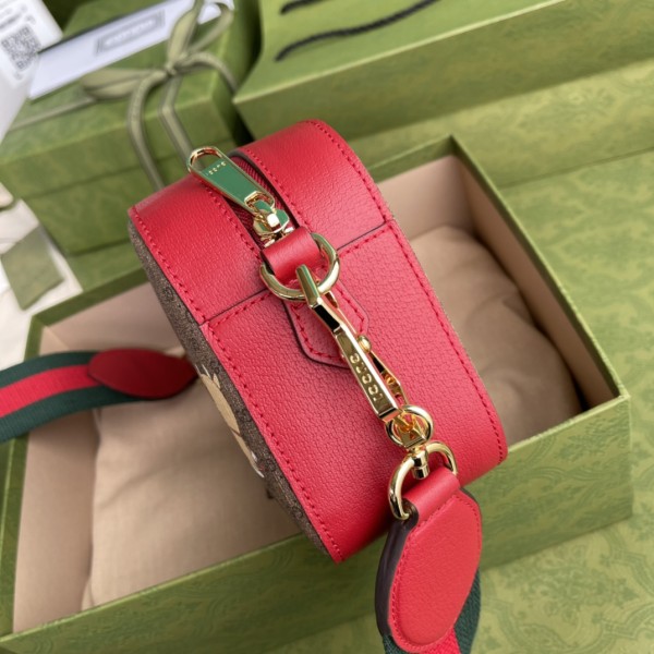 Handbag   Gucci  574886  size  24*14*7 cm