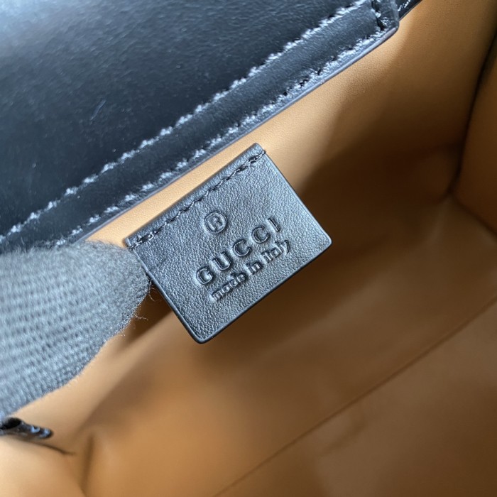 Handbag   Gucci  655661  size  20*16*10 cm