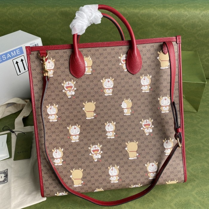 Handbag  Gucci  654345   size  36*37*13  cm