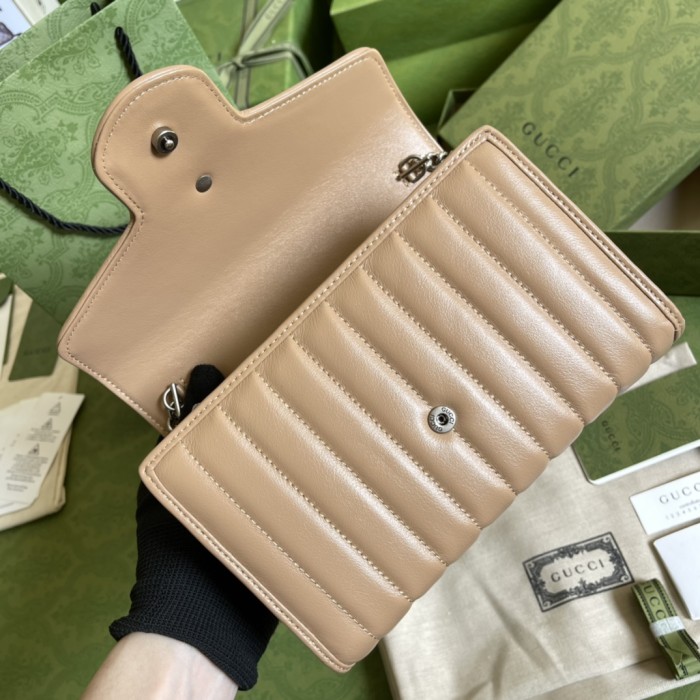 Handbag   Gucci  474575  size  20*13*6  cm