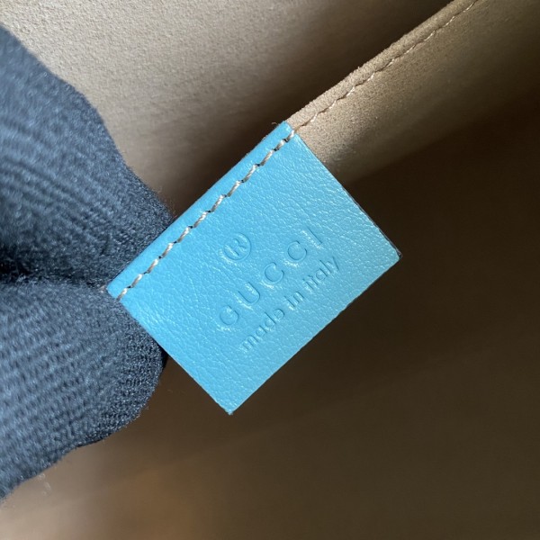 Handbag   Gucci   660195  size  27*24*11  cm