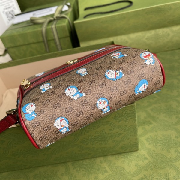  Handbag   Gucci   647784  size  17.5*12*5.5  cm