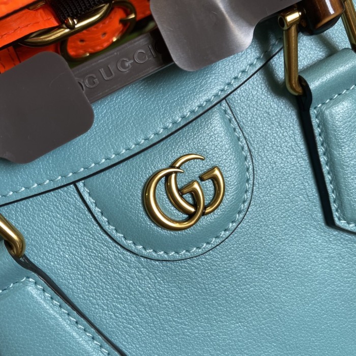 Handbag   Gucci   660195  size  27*24*11  cm