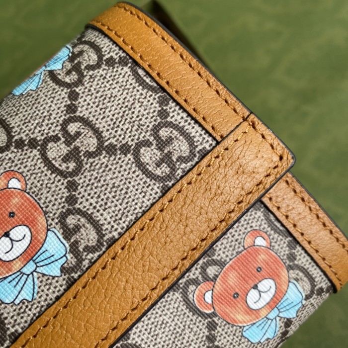 Handbag   Gucci  660509  size  19.5x11x3  cm