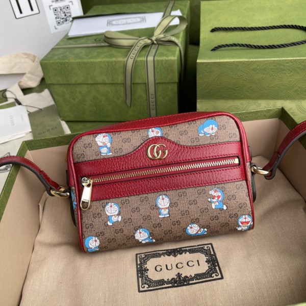  Handbag   Gucci   647784  size  17.5*12*5.5  cm