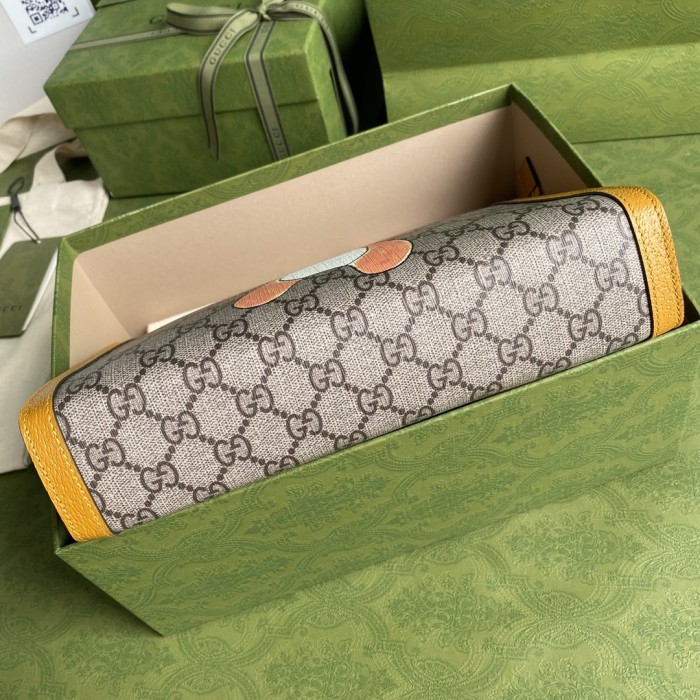  Handbag   Gucci   660513  size  26*20.5*6  cm