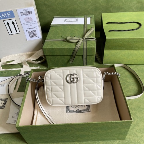GUCCI GG Marmont Leather Camera Bag, Crossbody Bag, Shoulder Bag Women's White 634936-UM8BN-9022 size 18*6*12 cm