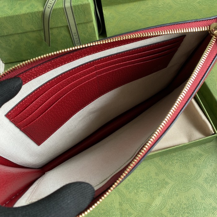  Handbag   Gucci   647804  size  30.5*21*1.5  cm 