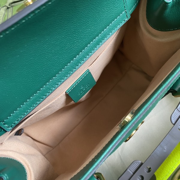 Handbag  Gucci  660195  size  27*24*11  cm