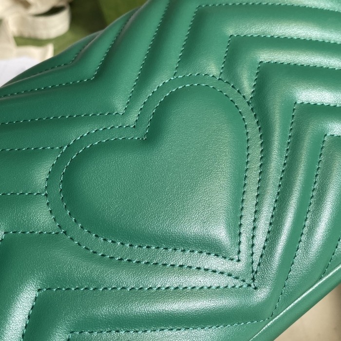  Handbag    Gucci  443497  size  26*15*7  cm