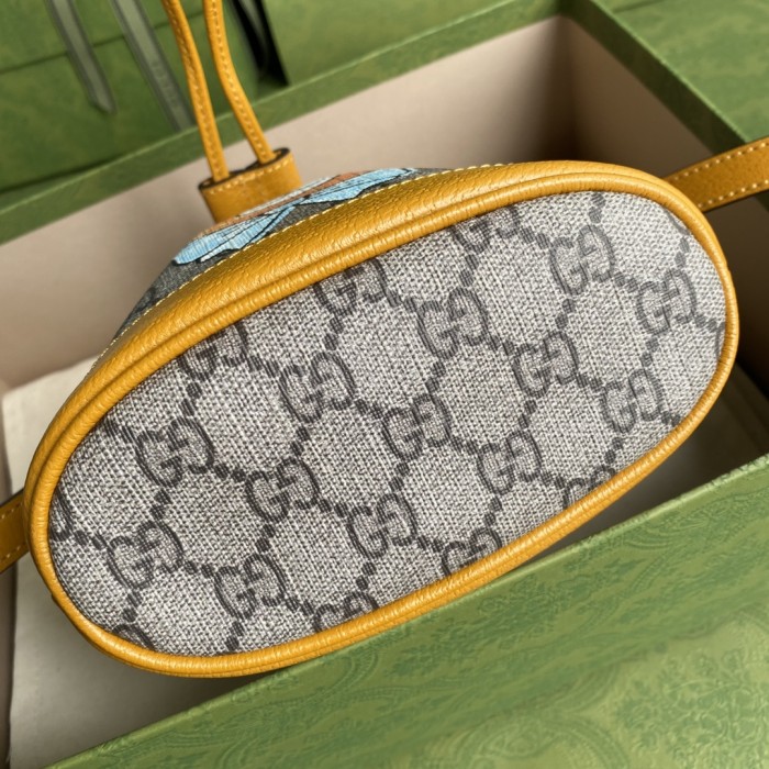 Handbag   Gucci  660304  size  15.5x17x7.5 cm