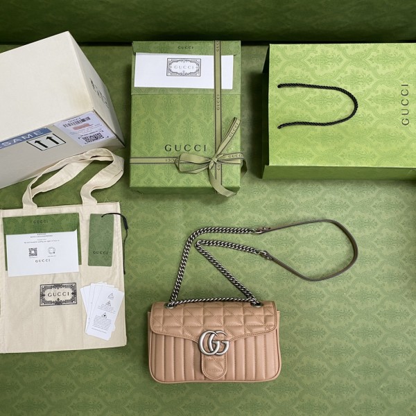  Handbag   Gucci  443497  size  26*15*7  cm