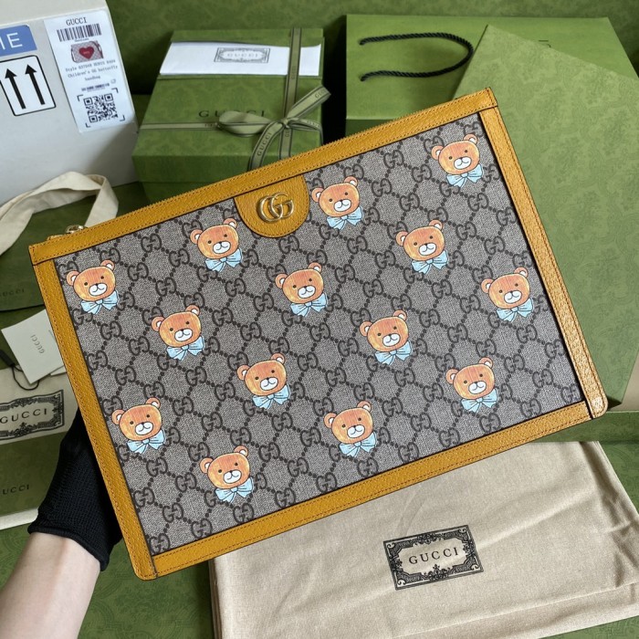  Handbag   Gucci  660529   size  34*24*4  cm