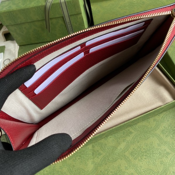  Handbag   Gucci   647804   size  30.5*21*1.5  cm