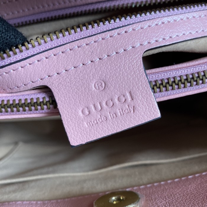  Handbag   Gucci  655658  size  35*30*14  cm