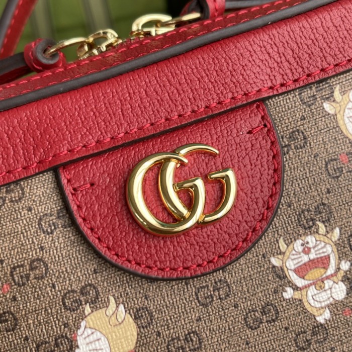  Handbag    Gucci  655592   size  18.5*15*17.5  cm