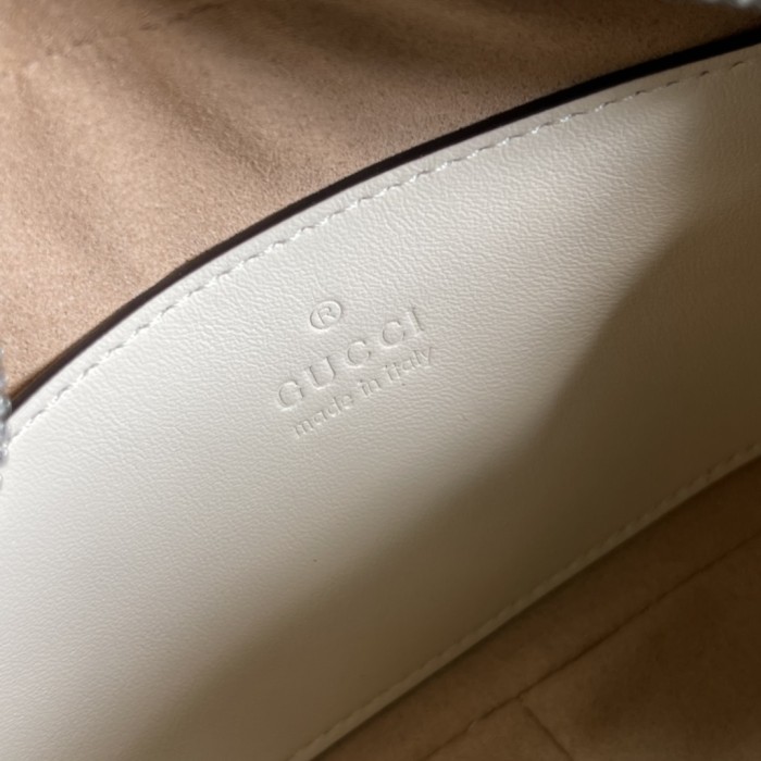 GUCCI GG Marmont Leather Camera Bag, Crossbody Bag, Shoulder Bag Women's White 634936-UM8BN-9022 size 18*6*12 cm