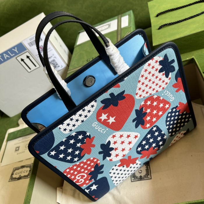  Handbag  Gucci   605614   size  28*26.5*9   cm