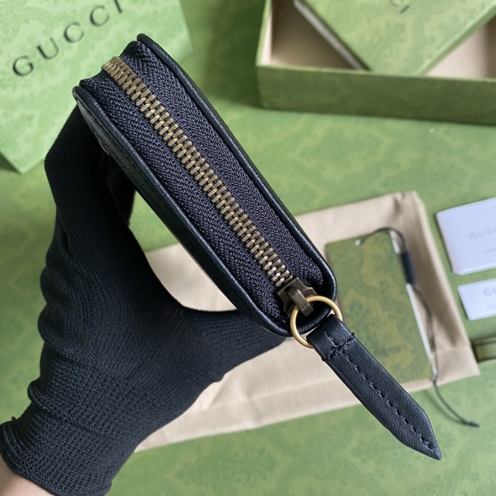  Handbag   Gucci  658634  size  19*10*3.5  cm