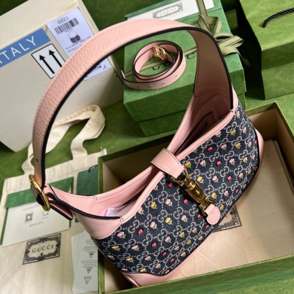  Handbag    Gucci  636706  size  28*19*4.5  cm