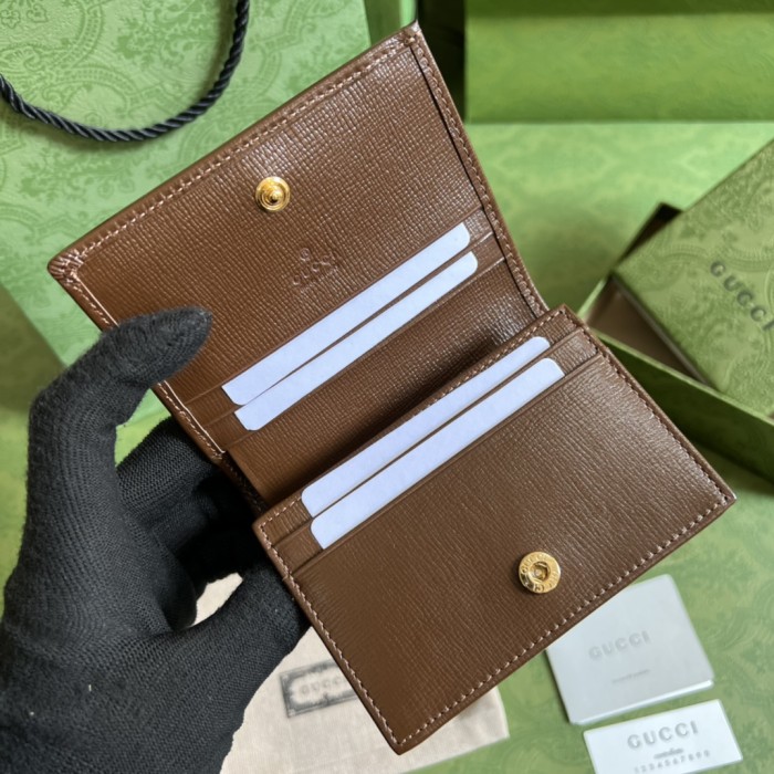  Handbag    Gucci  621887  size  11*8.5*3  cm 