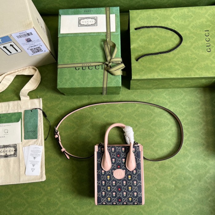 Handbag   Gucci  671623  size  16*20*7 cm