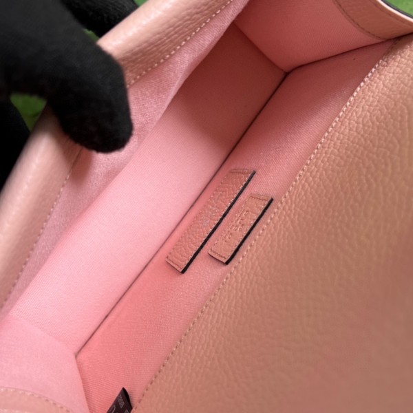  Handbag   Gucci  499623  size   25*13.5*7  cm