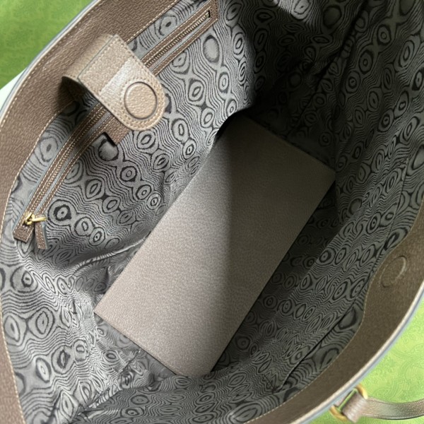 Handbag   Gucci  680127  size  41.5x39.5x19.5  cm