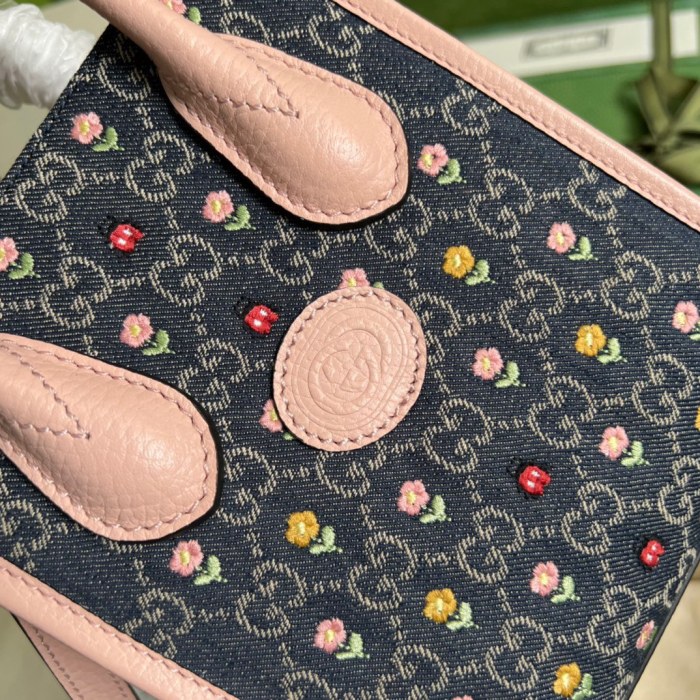 Handbag   Gucci  671623  size  16*20*7 cm