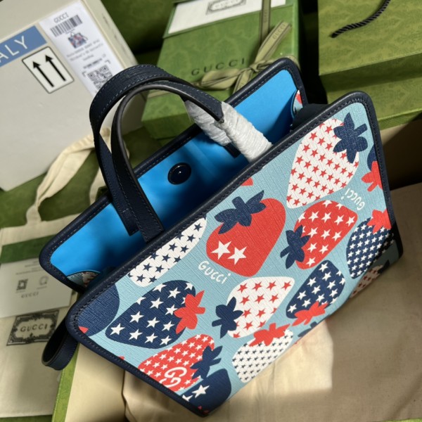  Handbag    Gucci    612992  size  28*25*11  cm