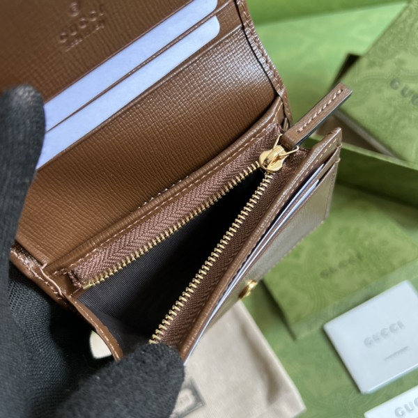  Handbag    Gucci  621887  size  11*8.5*3  cm 