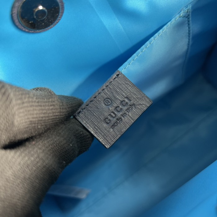  Handbag    Gucci    612992  size  28*25*11  cm