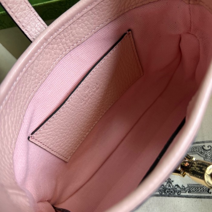 Handbag   Gucci  637092  size  19*13*3  cm