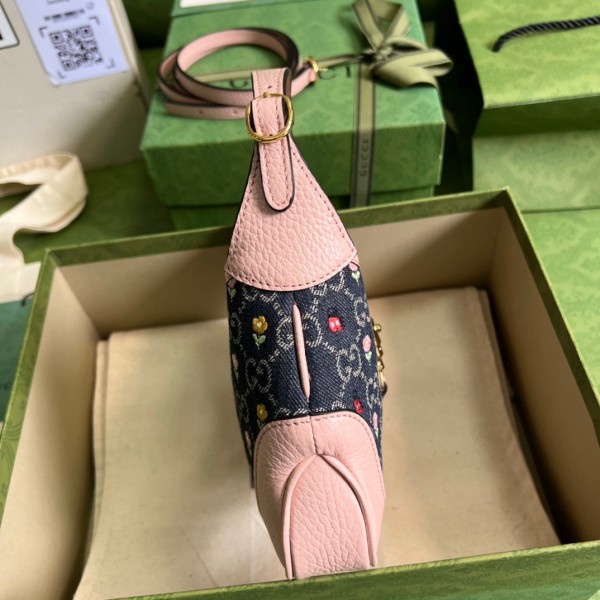 Handbag   Gucci  637092  size  19*13*3  cm