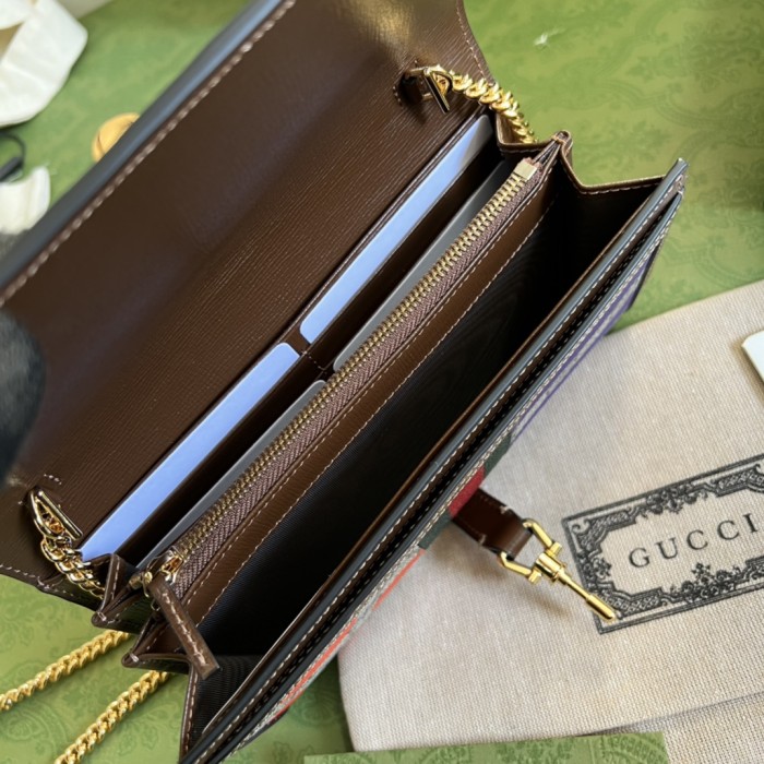  Handbag   Gucci  652681  size  19*10*3.5  cm 