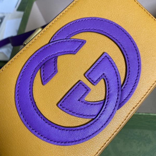  Handbag   Gucci   658230  size  17*10*5.5  cm