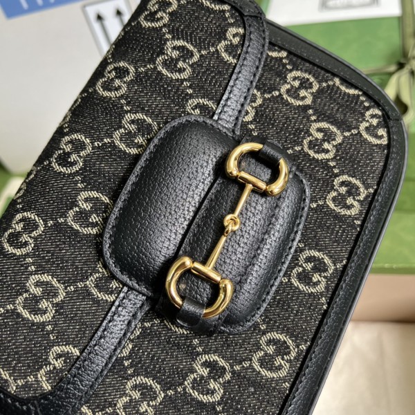  Handbag   Gucci  658574  size   20.5x14x5  cm